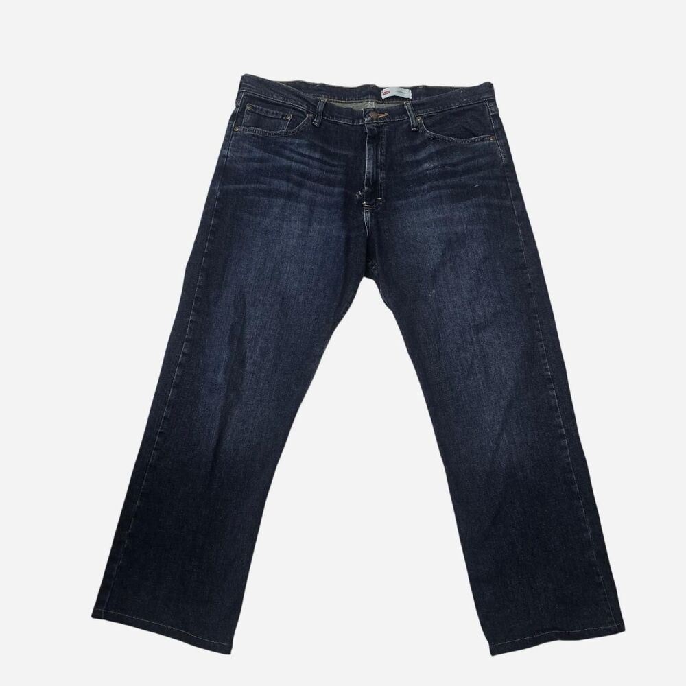 Wrangler Men's Size 36 x 29 dark wash denim jeans relaxed fit